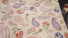 HomeCrate Paisley Heavyweight Vinyl Tablecloth, Small Round