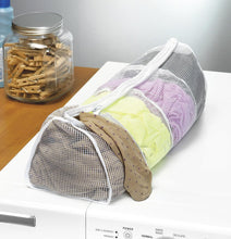 Whitmor Mesh Hosiery Wash Bag White 4-Compartment